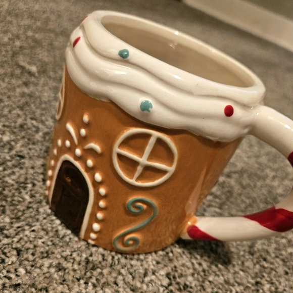 Gorgeous Gingerbread House Mug Icing Candy Christmas Gift Beautiful Handpainted - Picture 3 of 3